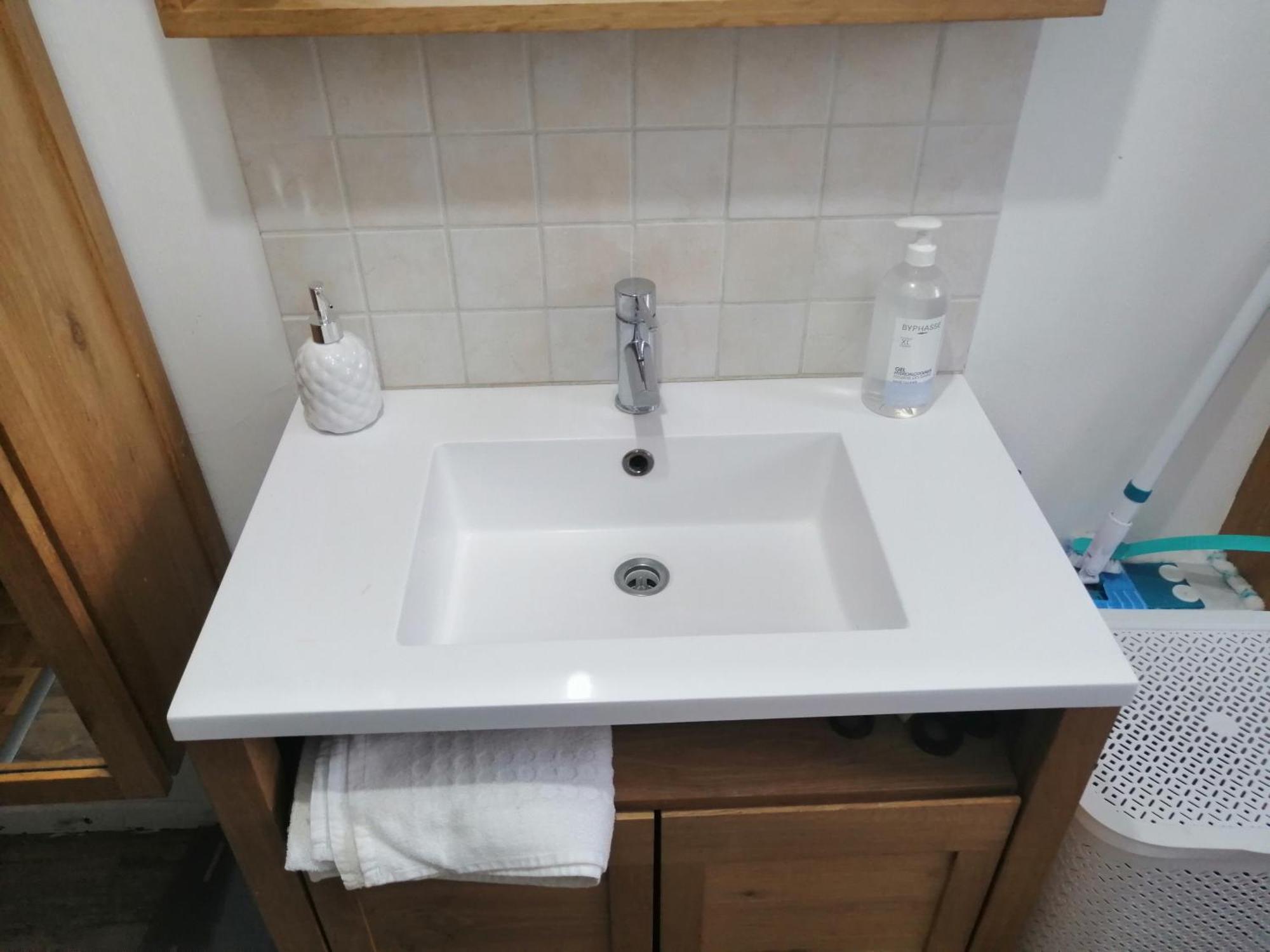 Chambre Dans Appartement A Ніор Екстер'єр фото